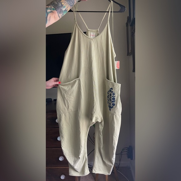 NWT- FP Movement Hot Shot Logo Onesie - Picture 2 of 2